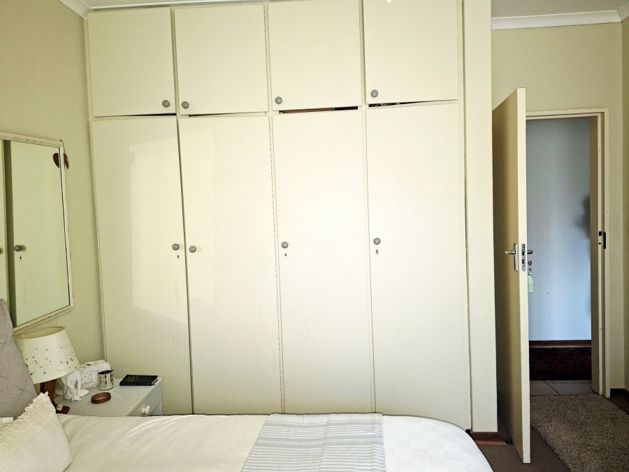 2 Bedroom Property for Sale in Golf View North West